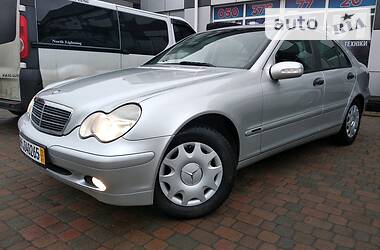 Седан Mercedes-Benz C-Class 2003 в Сарнах