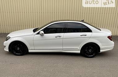 Седан Mercedes-Benz C-Class 2011 в 