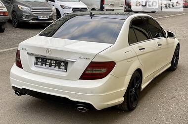 Седан Mercedes-Benz C-Class 2011 в 