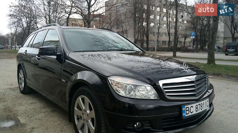 Универсал Mercedes-Benz C-Class 2009 в Львове