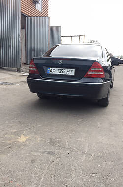 Седан Mercedes-Benz C-Class 2001 в Энергодаре