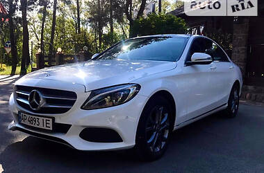 Седан Mercedes-Benz C-Class 2017 в 