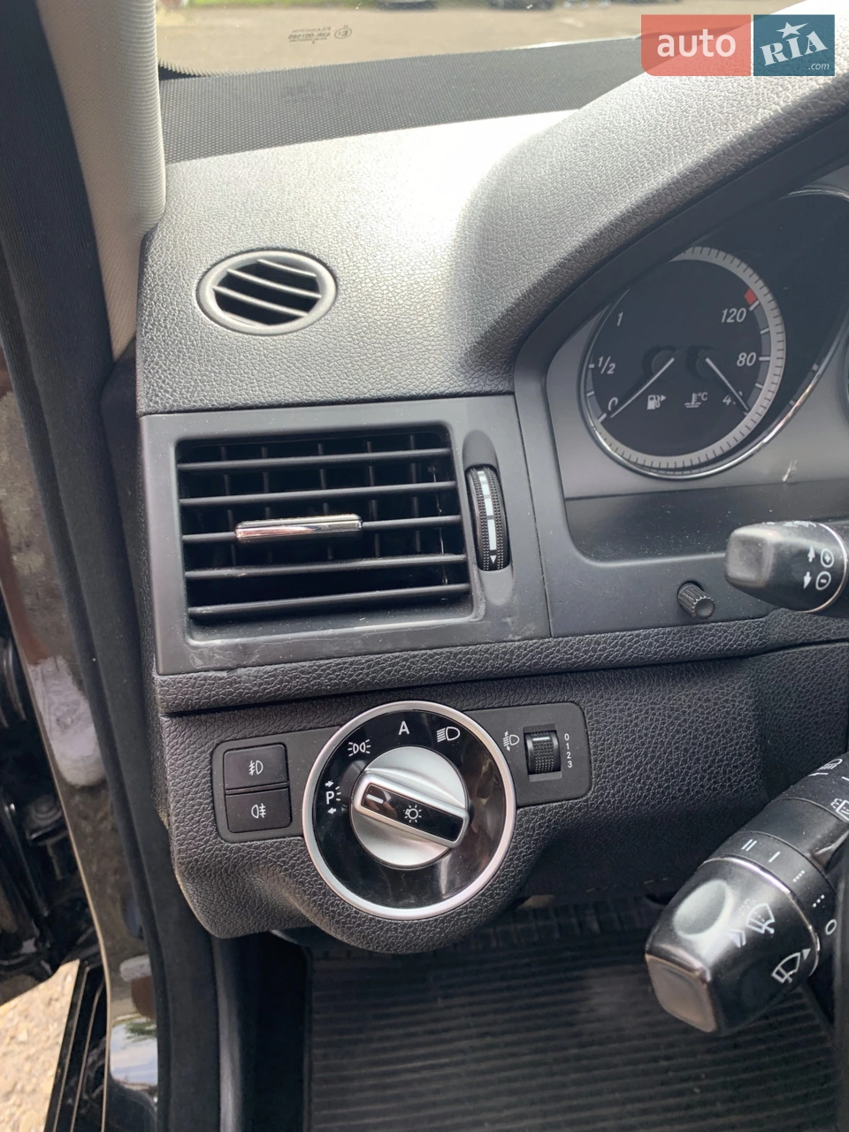2010 Mercedes-Benz C-klasse - мініатюра 38