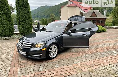 Седан Mercedes-Benz C-Class 2012 в Коломые