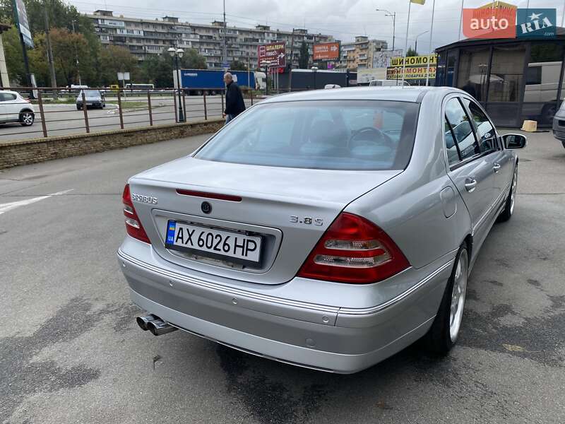 Седан Mercedes-Benz C-Class 2000 в Киеве