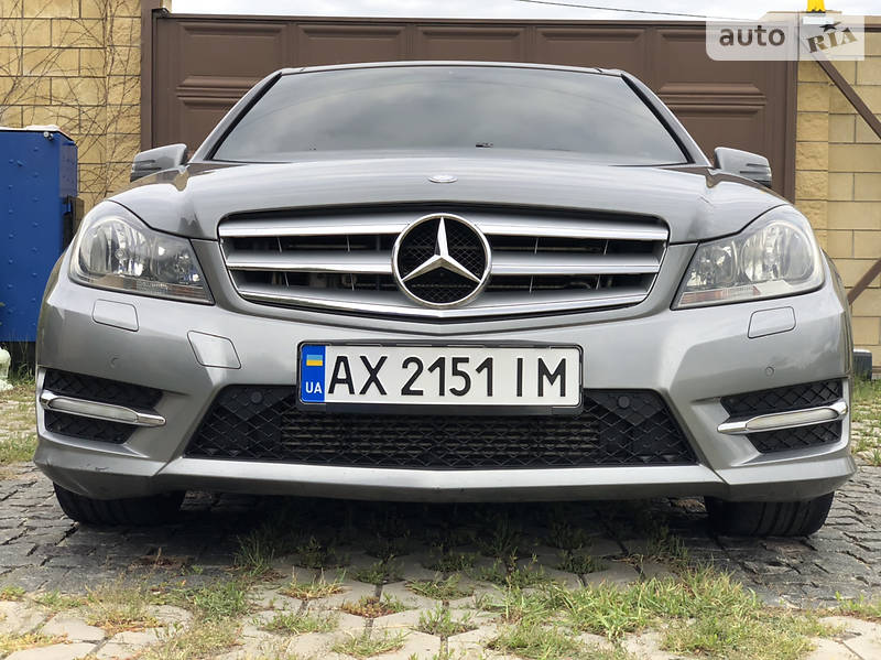 Седан Mercedes-Benz C-Class 2011 в Киеве