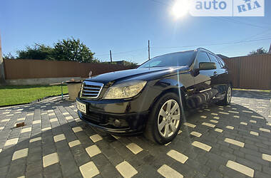 Универсал Mercedes-Benz C-Class 2010 в 