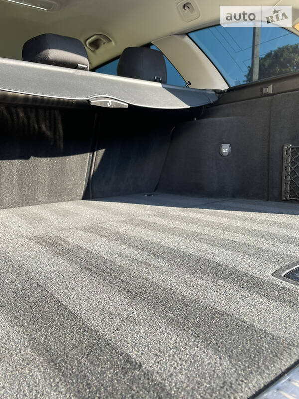 Універсал Mercedes-Benz C-Class 2010 в Чернівцях