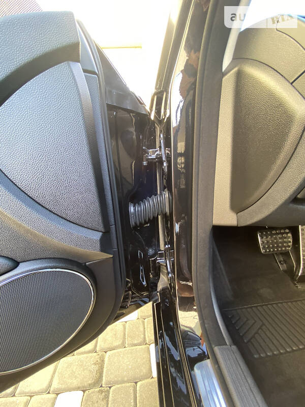 Універсал Mercedes-Benz C-Class 2010 в Чернівцях