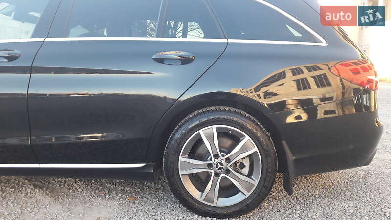 Універсал Mercedes-Benz C-Class 2014 в Тернополі