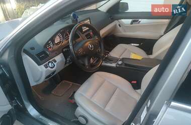 Универсал Mercedes-Benz C-Class 2011 в 