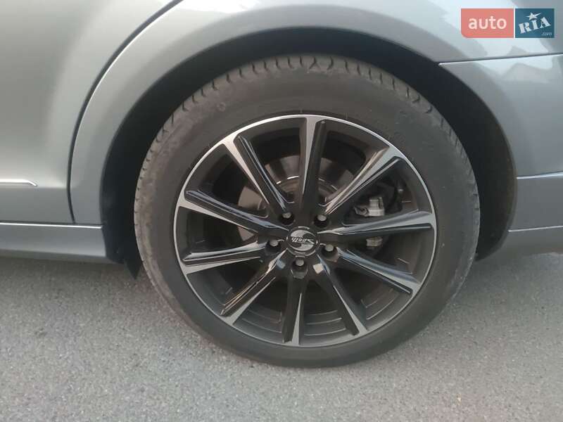 Універсал Mercedes-Benz C-Class 2011 в Києві