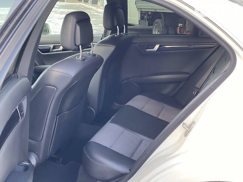 Седан Mercedes-Benz C-Class 2013 в Киеве