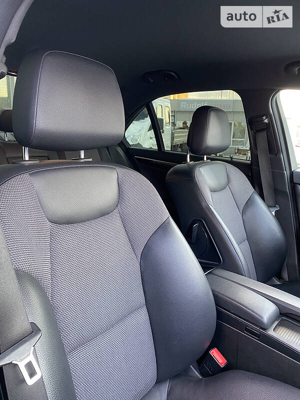 Седан Mercedes-Benz C-Class 2013 в Киеве