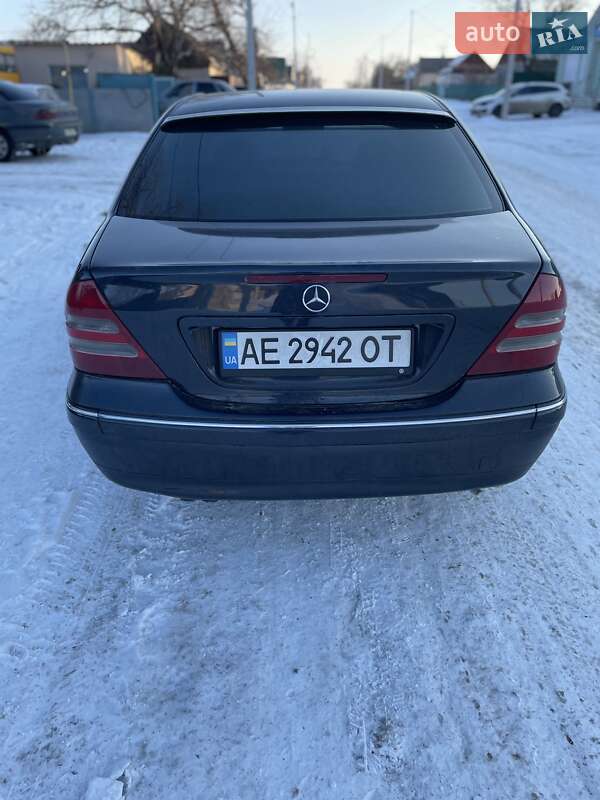 Седан Mercedes-Benz C-Class 2001 в Днепре фото 5 Седан Mercedes-Benz C-Class 2001 в Днепре