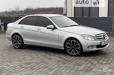 Седан Mercedes-Benz C-Class 2009 в Мукачево