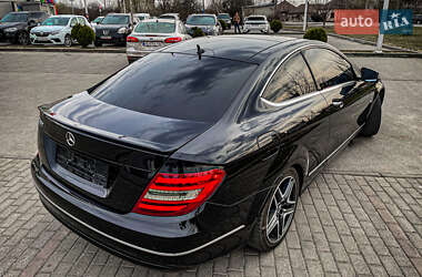 Купе Mercedes-Benz C-Class 2012 в 
