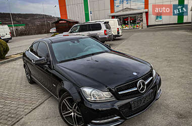 Купе Mercedes-Benz C-Class 2012 в 