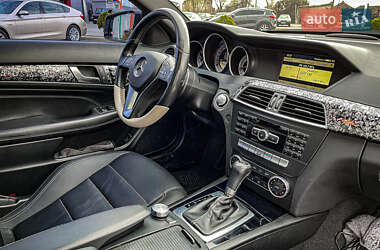 Купе Mercedes-Benz C-Class 2012 в 
