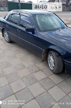 Седан Mercedes-Benz C-Class 1993 в Львові