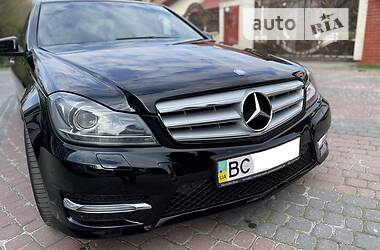 Седан Mercedes-Benz C-Class 2012 в Львові