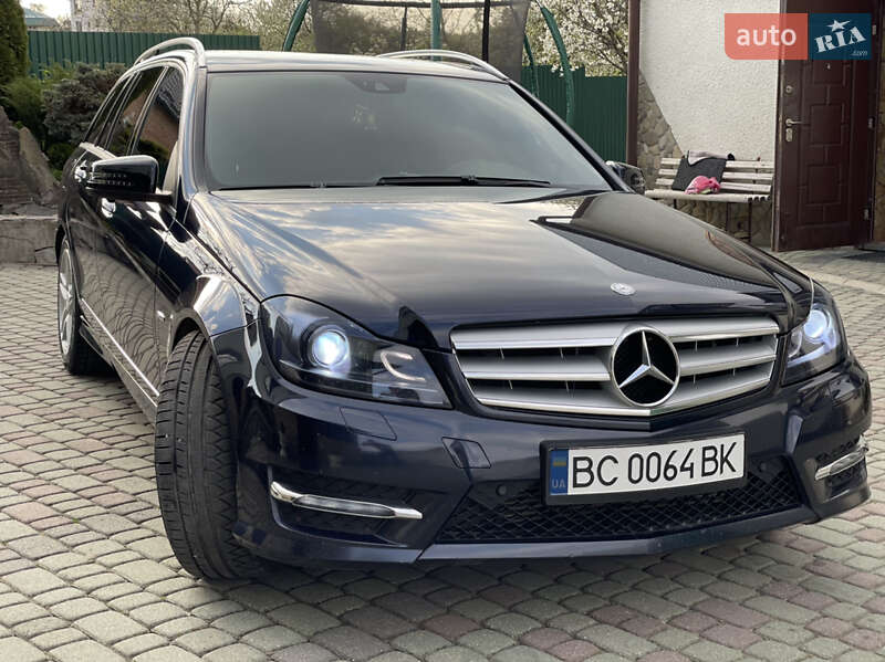 Универсал Mercedes-Benz C-Class 2011 в Львове