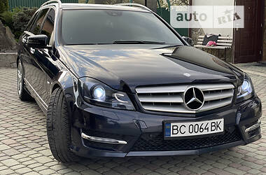 Універсал Mercedes-Benz C-Class 2011 в Львові