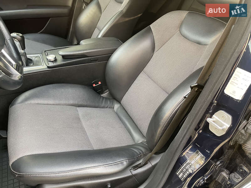 Универсал Mercedes-Benz C-Class 2011 в Львове