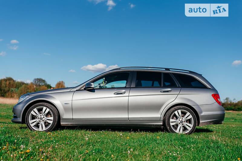 Универсал Mercedes-Benz C-Class 2011 в Ровно