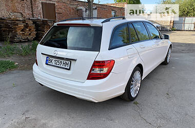 Универсал Mercedes-Benz C-Class 2012 в Харькове