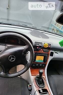 Седан Mercedes-Benz C-Class 2002 в Житомире