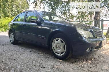 Седан Mercedes-Benz C-Class 2003 в Бучаче