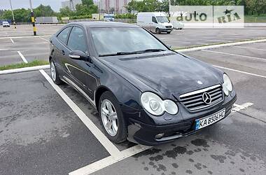 Купе Mercedes-Benz C-Class 2004 в Києві