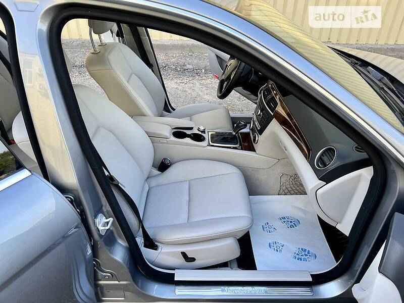 Седан Mercedes-Benz C-Class 2013 в Києві