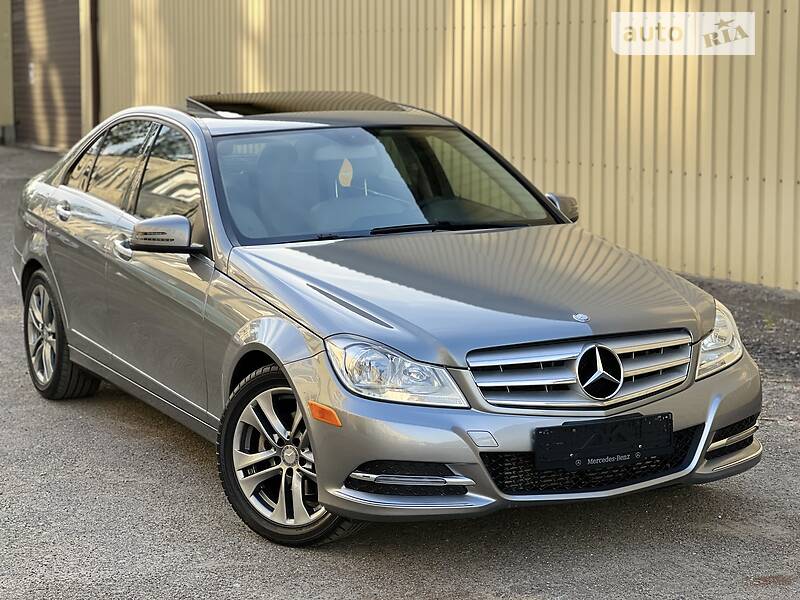 Седан Mercedes-Benz C-Class 2013 в Києві