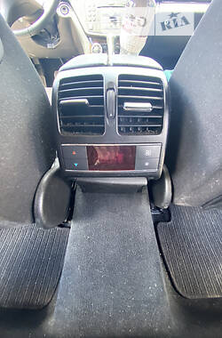 Седан Mercedes-Benz C-Class 2009 в 