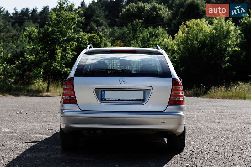 Универсал Mercedes-Benz C-Class 2005 в Городке