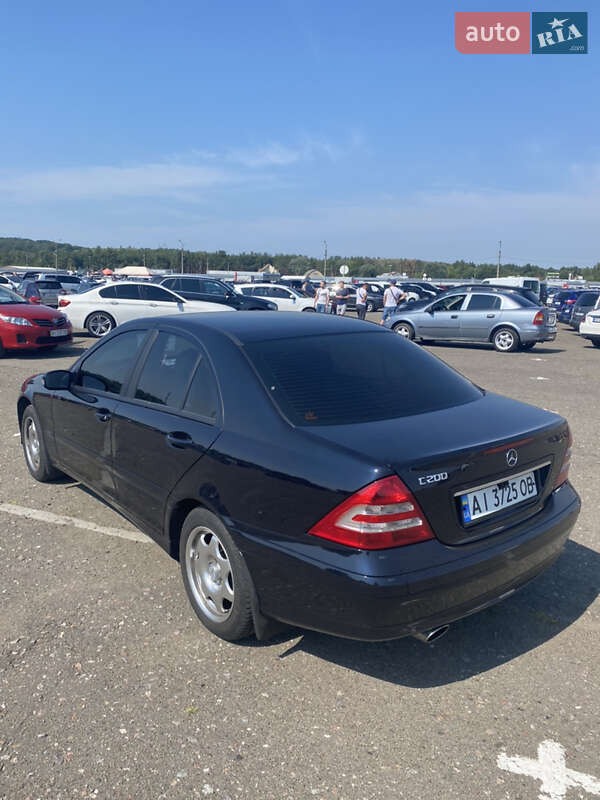 Седан Mercedes-Benz C-Class 2006 в Киеве