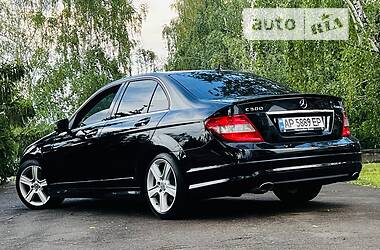 Седан Mercedes-Benz C-Class 2010 в 