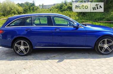 Універсал Mercedes-Benz C-Class 2017 в 