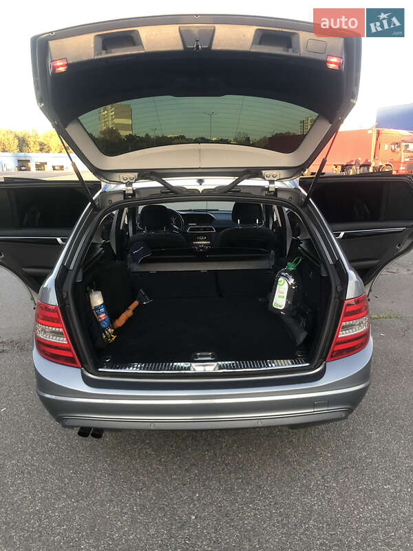 Универсал Mercedes-Benz C-Class 2012 в Хмельницком