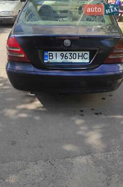 Седан Mercedes-Benz C-Class 2000 в 