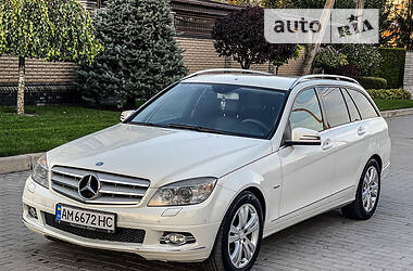 Универсал Mercedes-Benz C-Class 2009 в Белой Церкви