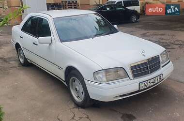 Седан Mercedes-Benz C-Class 1995 в Черновцах