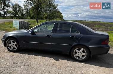 Седан Mercedes-Benz C-Class 2001 в 