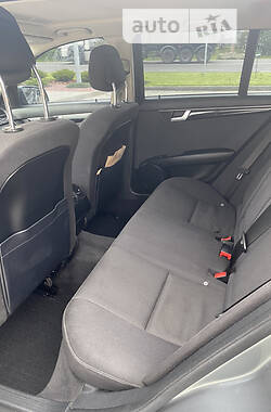 Универсал Mercedes-Benz C-Class 2012 в 
