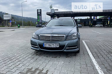 Универсал Mercedes-Benz C-Class 2012 в 