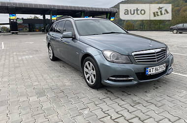 Универсал Mercedes-Benz C-Class 2012 в 