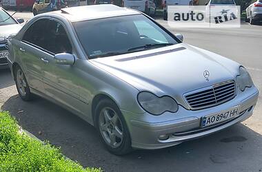 Седан Mercedes-Benz C-Class 2001 в Ужгороді