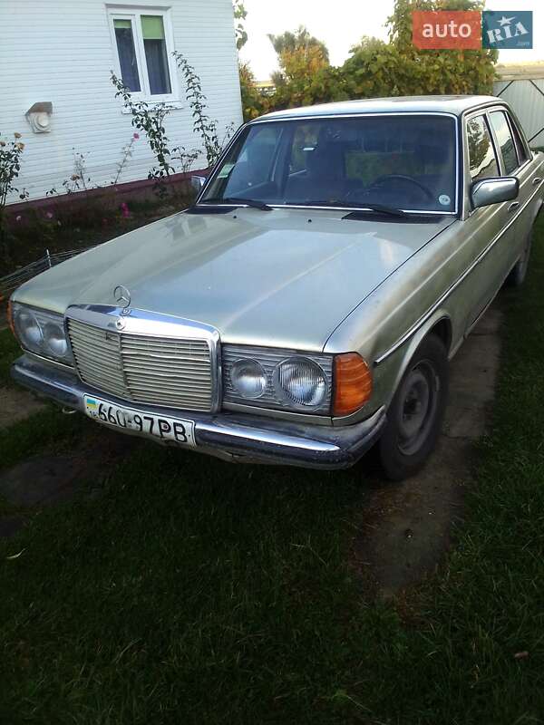 Mercedes-Benz C-Class 1981